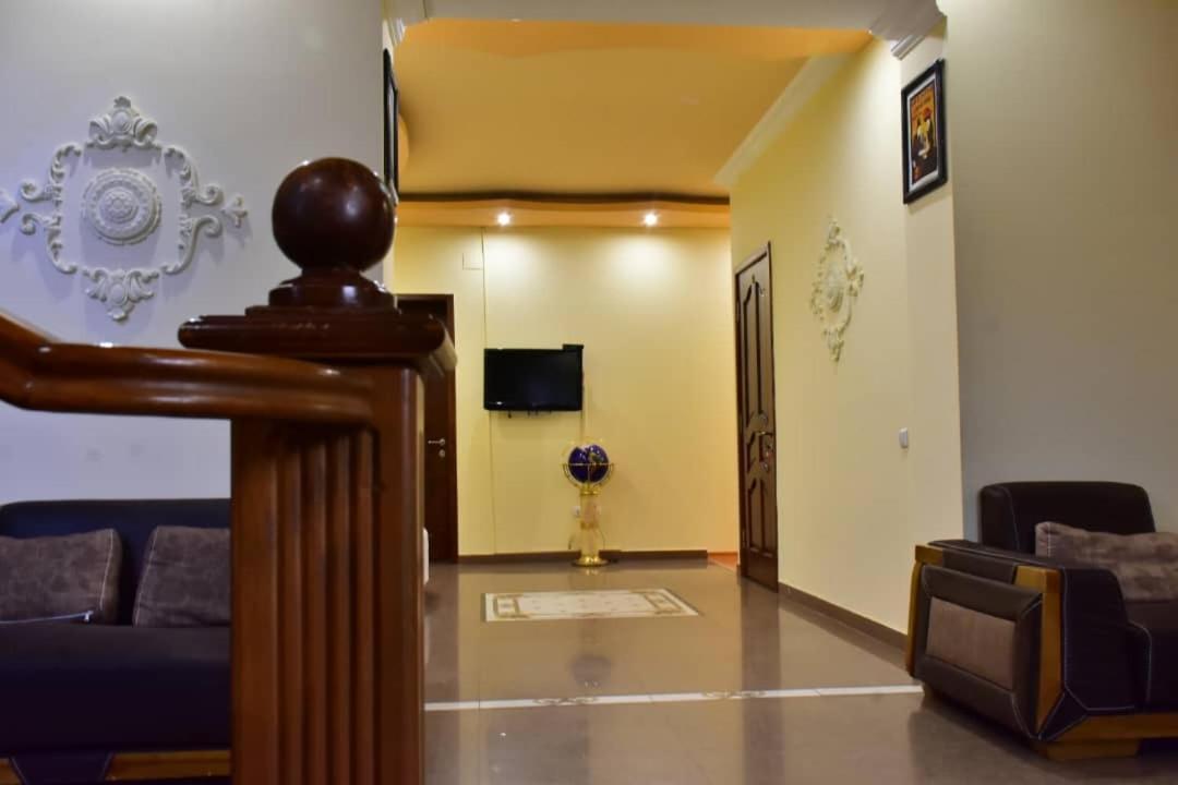 Gyumri Hotel Erivan Exterior foto